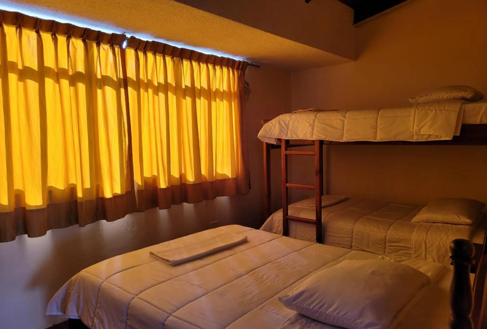 Casa Colon Quito Bed & Breakfast Hostel 0*,  Ecuador