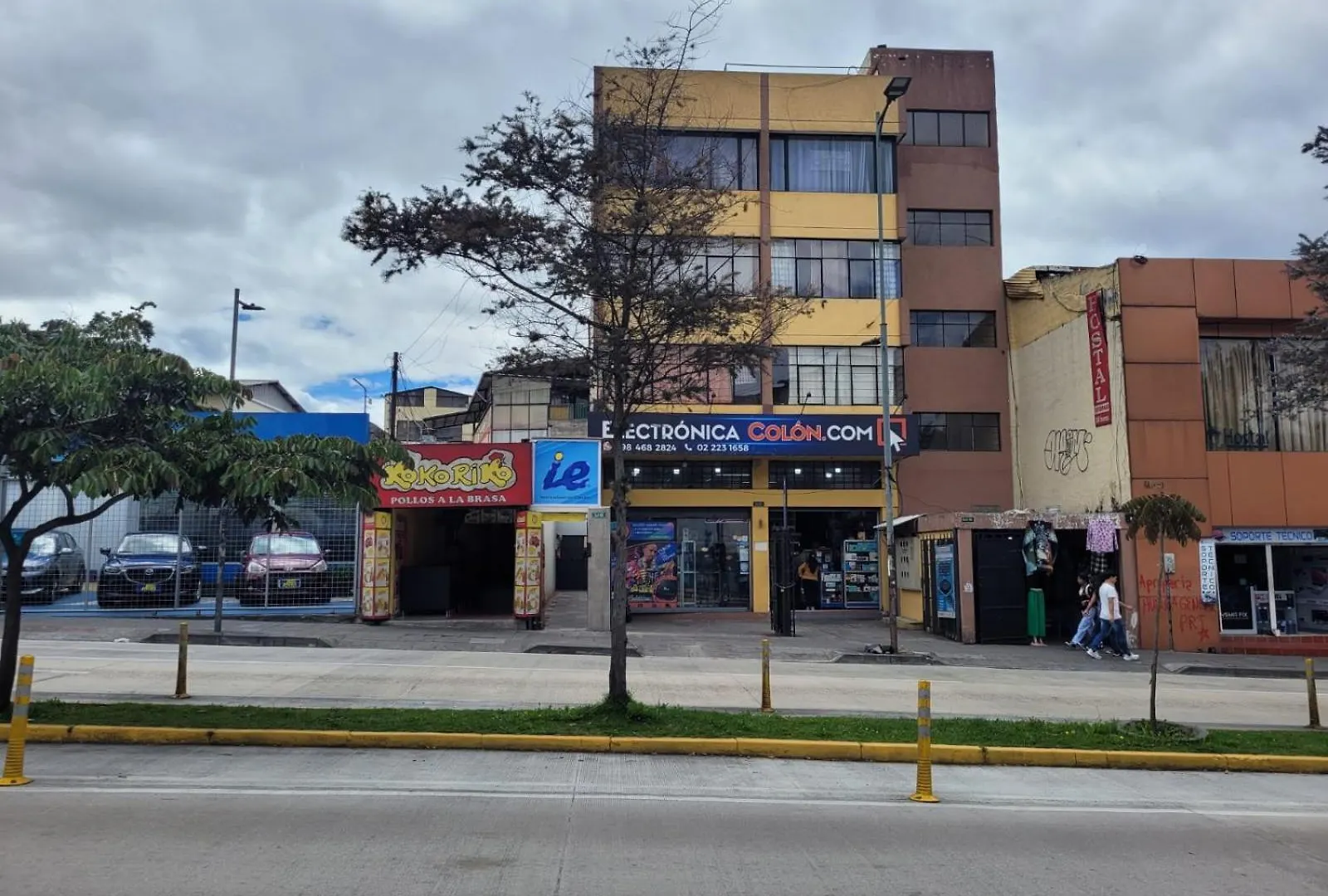 Casa Colon Quito Bed & Breakfast Hostel Ecuador