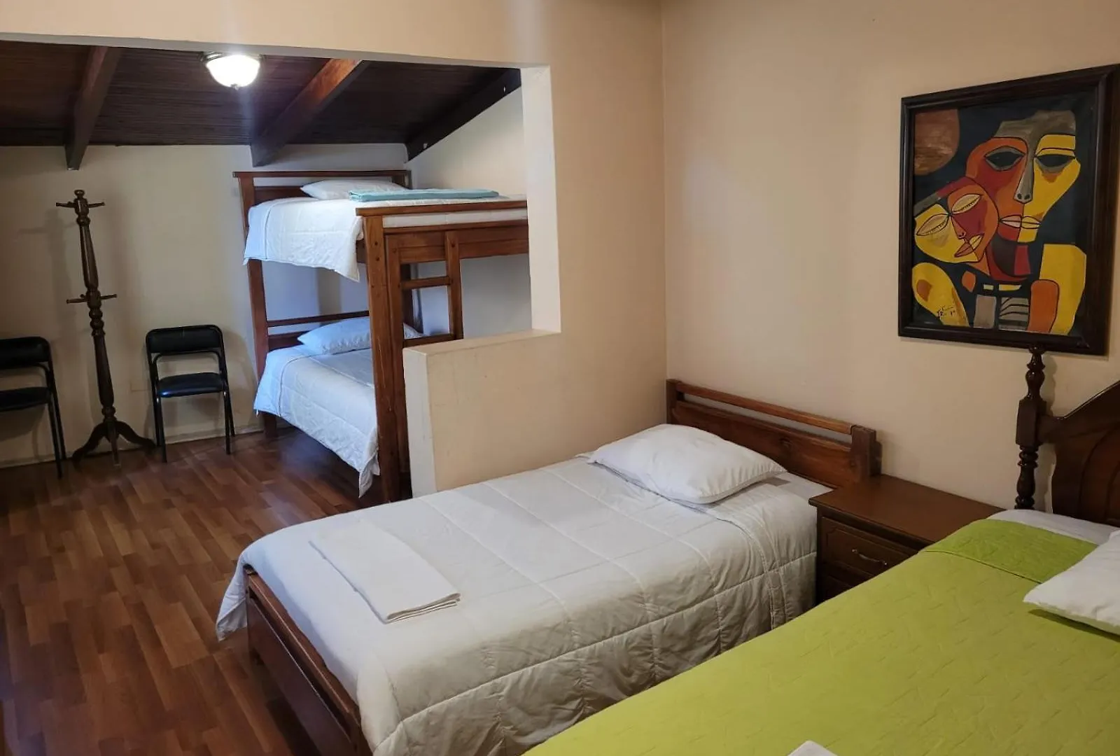 Casa Colon Quito Bed & Breakfast Hostel Ecuador