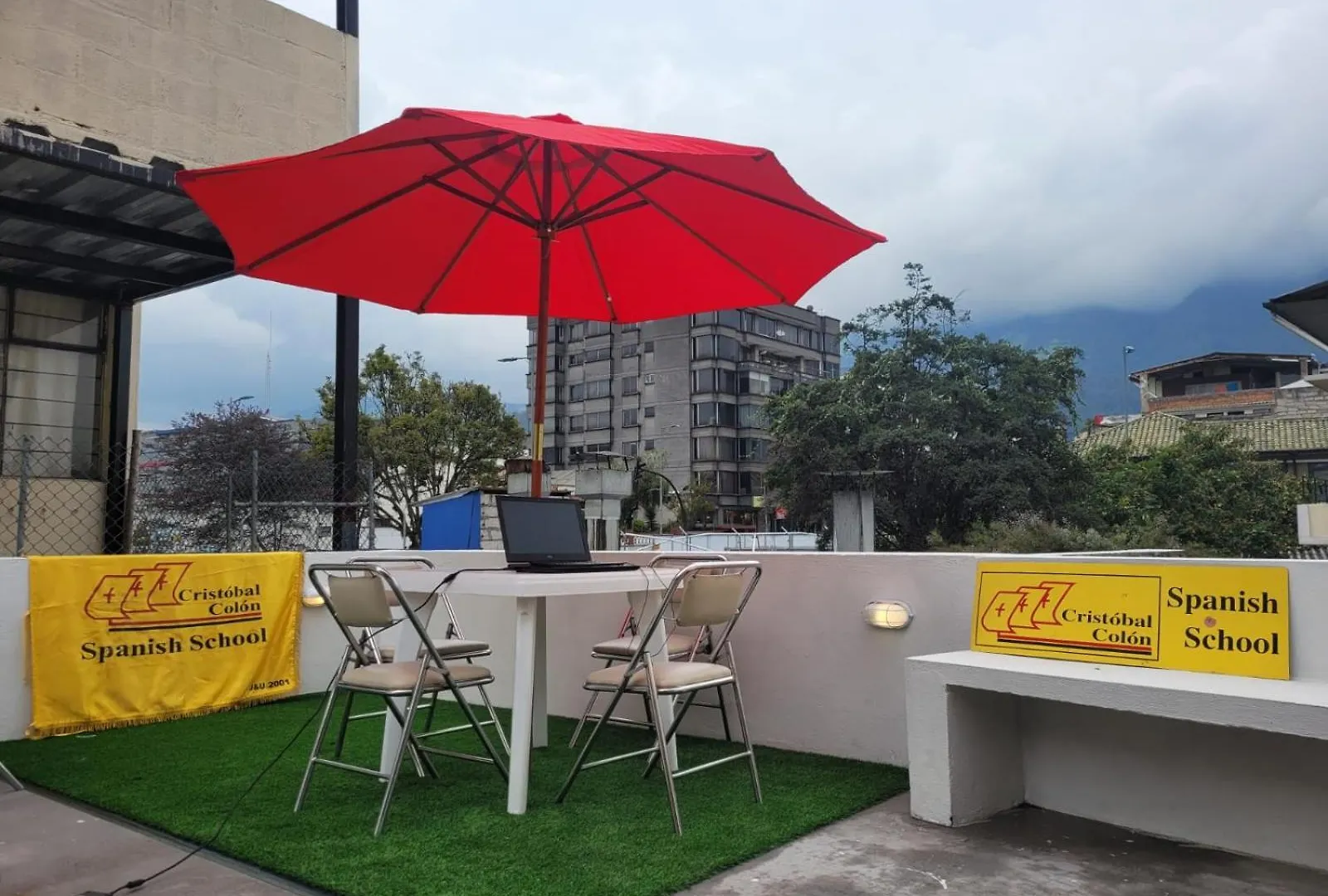 Casa Colon Quito Bed & Breakfast Hostel