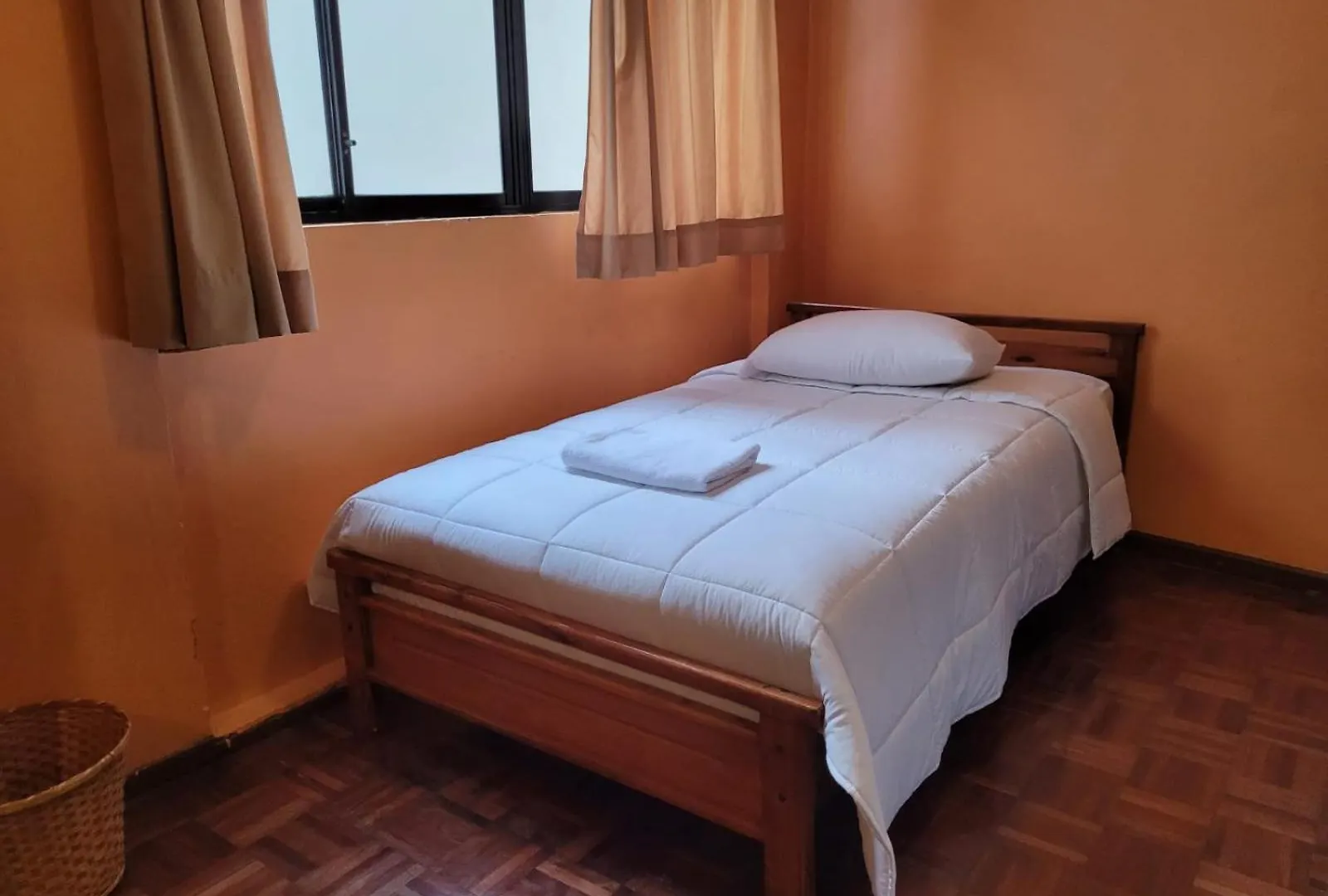 Casa Colon Quito Bed & Breakfast Hostel Ecuador