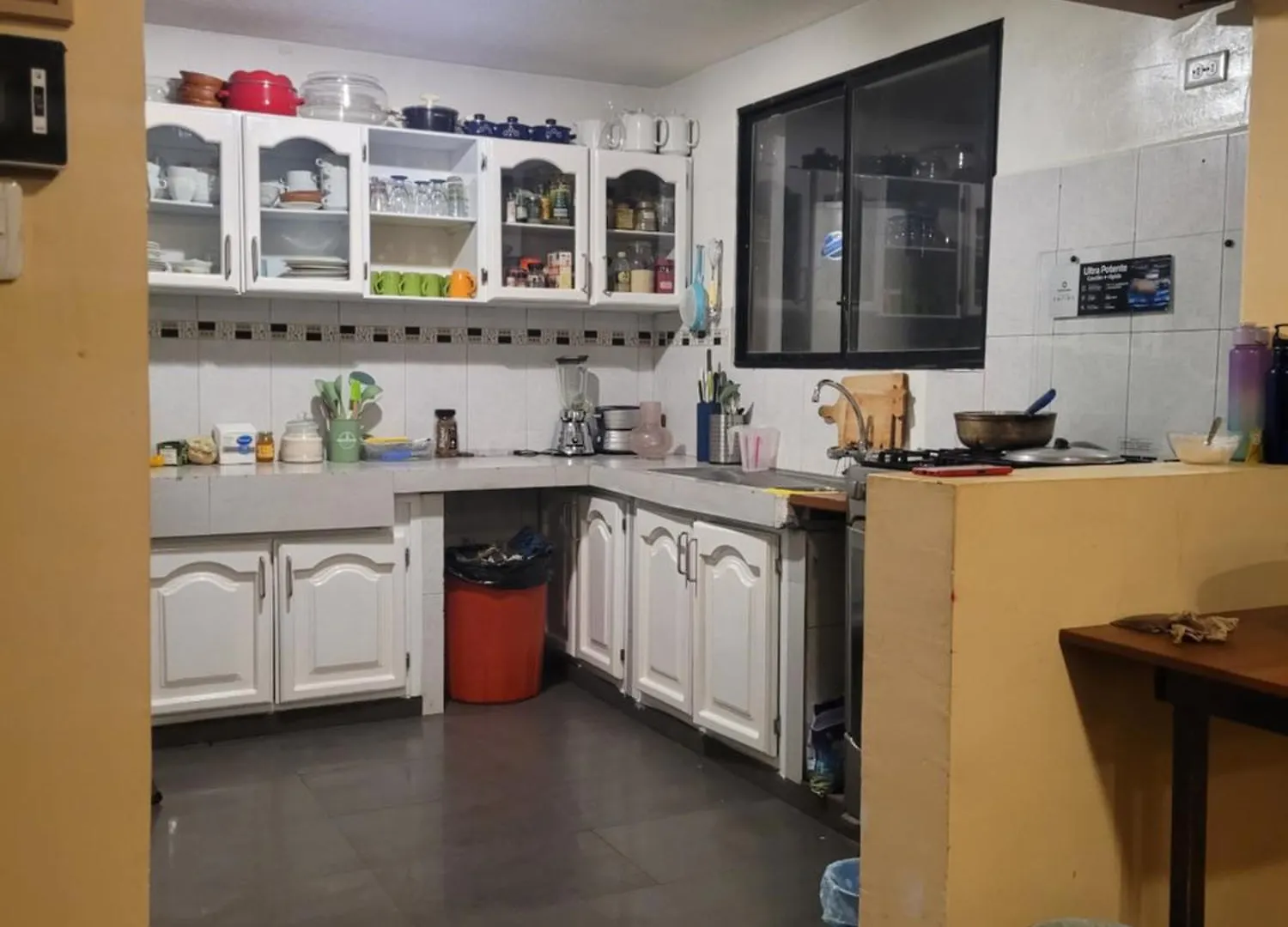 Casa Colon Quito Bed & Breakfast Hostel